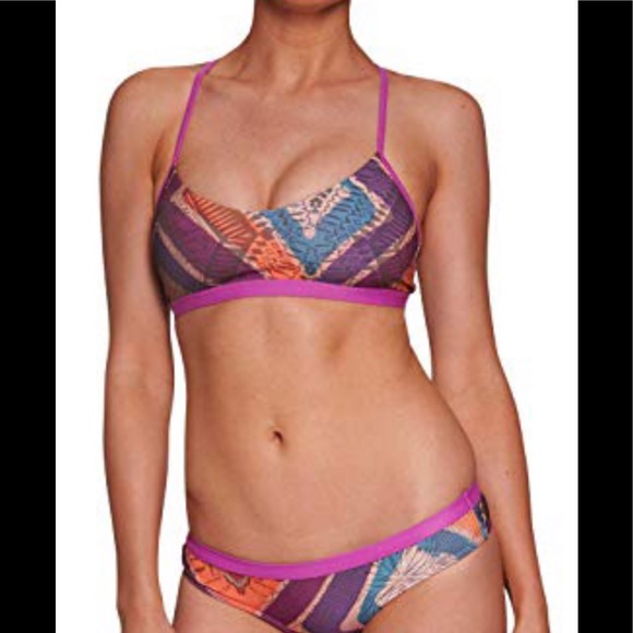 Dakine two pieces swimsuit 👙 - Picture 7 of 7